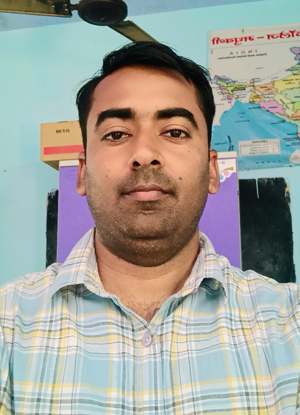 संघर्ष से सफलता तक: दीपक की चमक